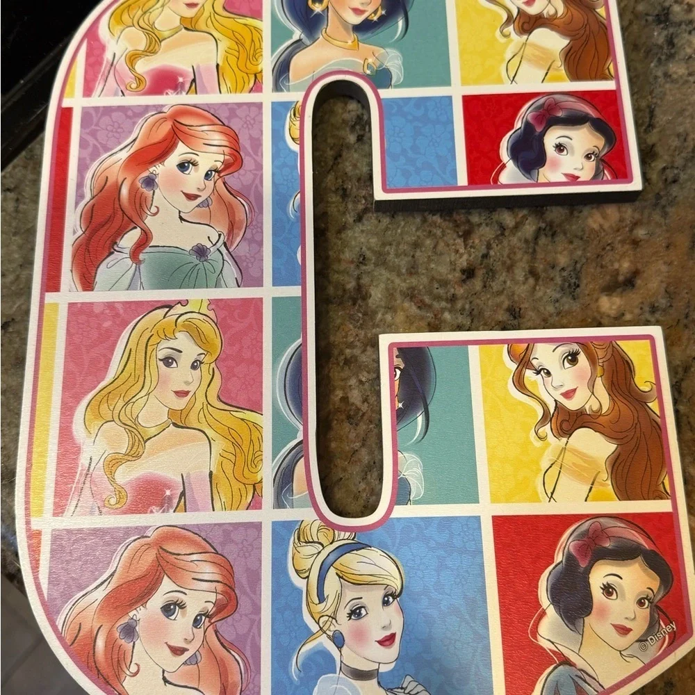 Disney Princess Wall Decor Letter C